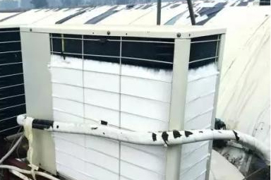 空氣能熱水器熱泵結(jié)霜是什么原因？